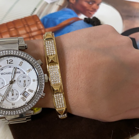 NWT Michael Kors Pyramid Gold Pave Bracelet - Picture 2 of 6